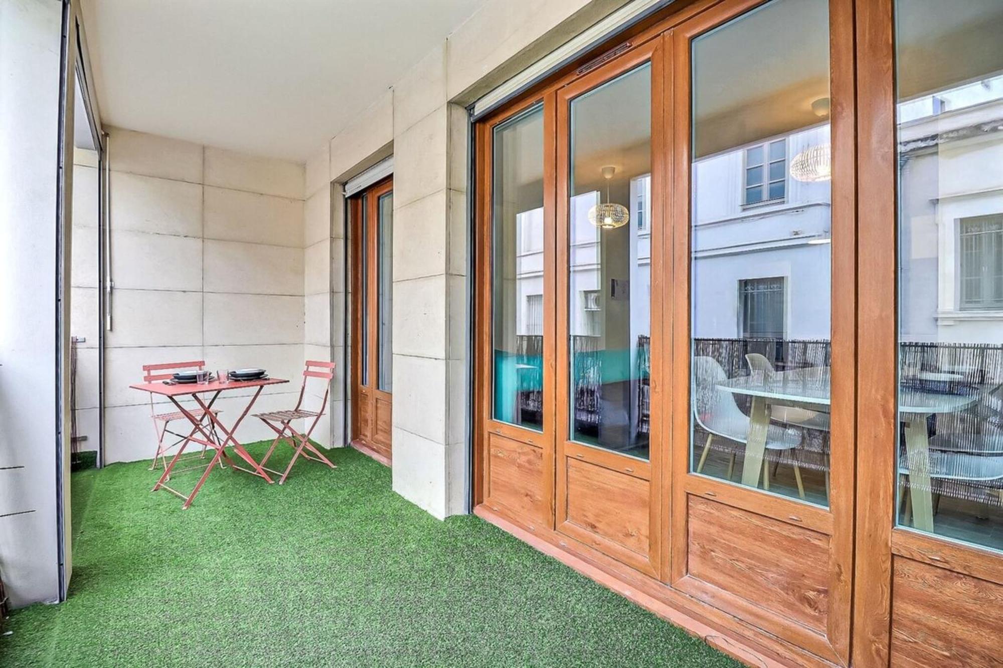 Atlas - Superbe Logement Plein Centre - Terrasse Nîmes Exterior foto